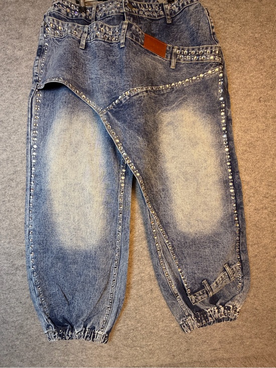 Y2K Denim - Studded Fade-Washed Y2K Trend Baggy Blue Jeans - Women's Wide Leg